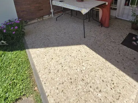 Depto Tipo Casa en Venta 30 años