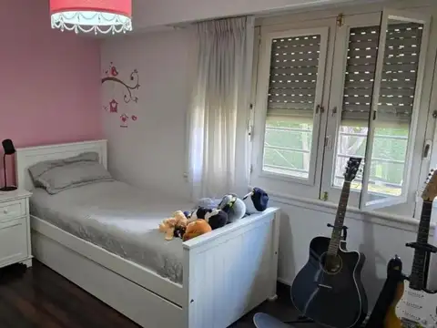 Casa de 4 ambientes en el bajo San Isidro