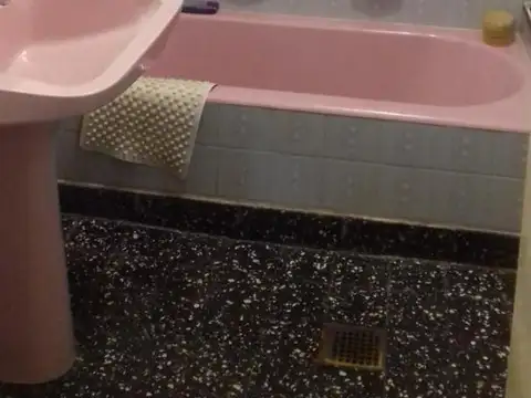 Casa 6 ambientes con 3 baños