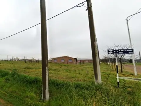 LOTEO ALTOS DE CARCARAÑÁ LOTE 31 M D Ameghino Y R de Escalada