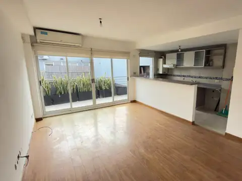 DEPARTAMENTO VENTA 2 AMBIENTES COCHERA PILETA