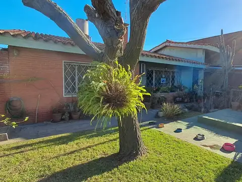 VENTA NUDA PROPIEDAD CASA 2 DORMITORIOS SOLYMAR