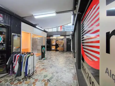 Local en Alquiler en Villa del Parque, $ 250.000