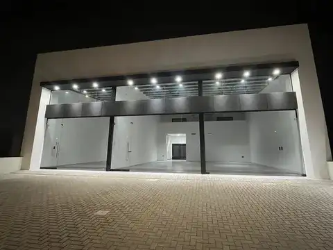 Alquiler excelente local comercial a estrenar. 98m2. Docta Urbanización.