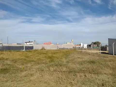 LOTE EN VENTA EN GONNET