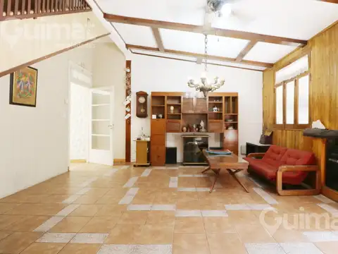 Depto Tipo Casa en Venta de 4 ambientes