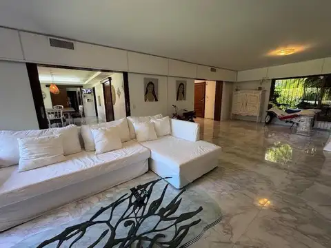 Casa en Venta en Martinez, USD 1.480.000