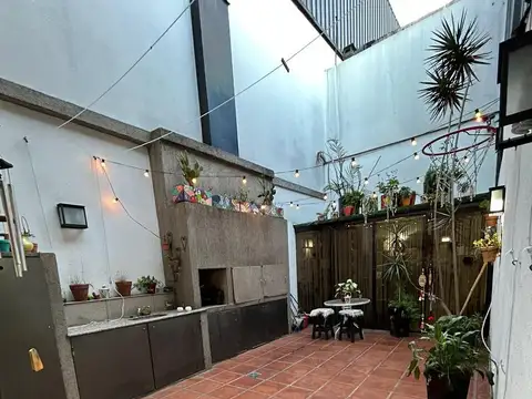 Galpón Industrial con vivienda