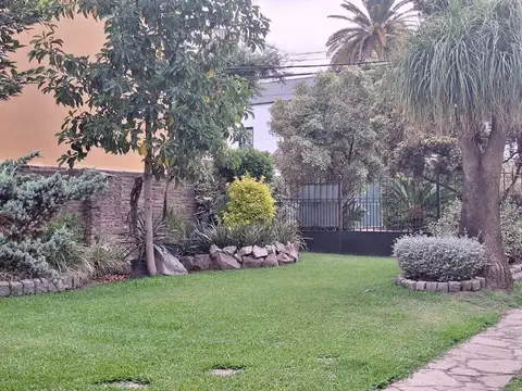 Casa en Venta en Baires, USD 110.000