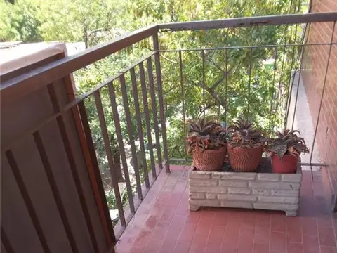 RINCON 400, Piso 4
