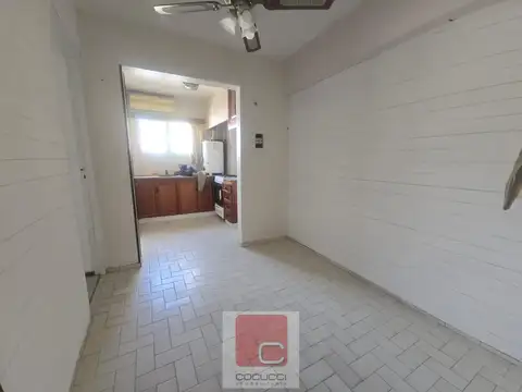 Departamento 5 ambientes con 1 baño