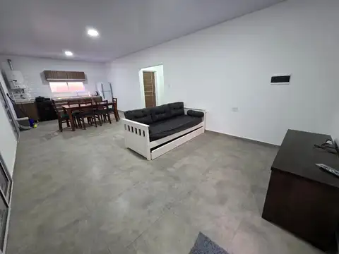 Casa Refaccionada a 20mts de Rio