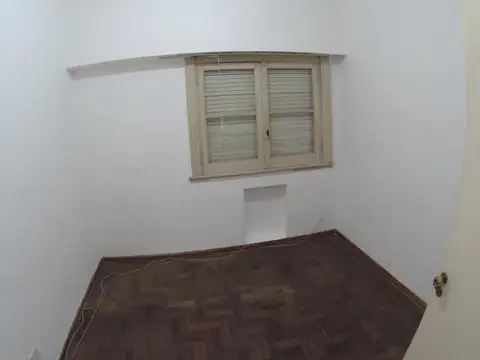 Departamento en Alquiler en Castelar Sur, $ 750.000