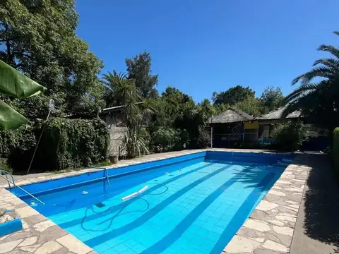 Casa quinta 6amb 1800mts2 mas 2 departamentos 3ambs de 60m2