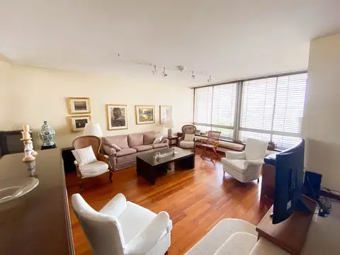 Departamento en Venta de 4 dormitorios