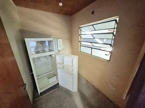 Alquiler galpón (120 m² + 40 m² entrepiso)