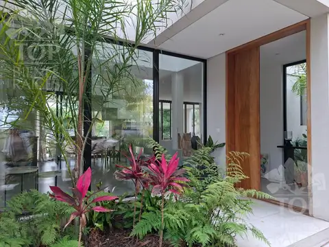 Casa en El Canton - Golf