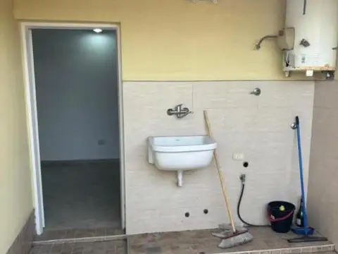 Departamento en Venta en Tapiales, USD 60.000