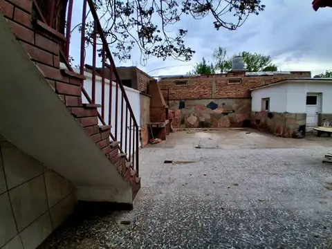 VENTA DE CASA EN BARRIO AERONÁUTICO DE LAS HERAS