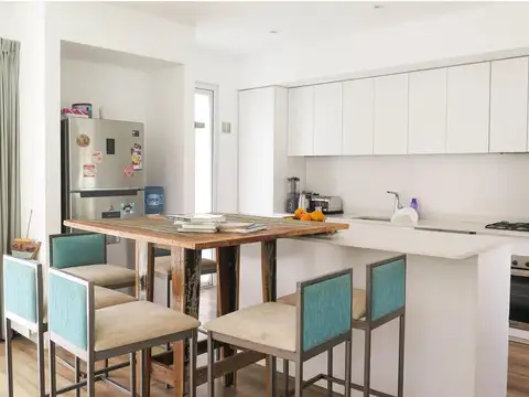 Casa en venta - 2 Dormitorios 2 Baños - 92Mts2 - City Bell