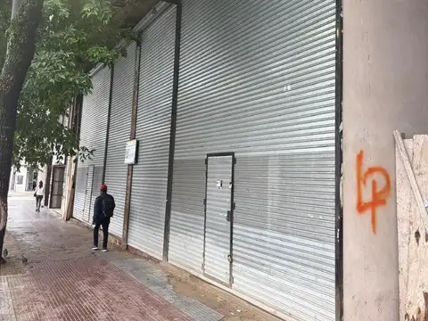 2 Locales en Alquiler Ideal Formación para Galeria!! Av.Rivadavia 7500 Esq. Nazca u$S 20.000