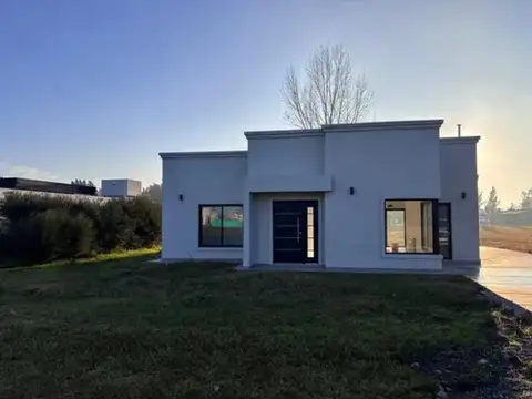 Casa en Venta con 1 cochera