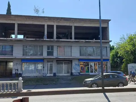 Terreno en Venta 32  mts Frente