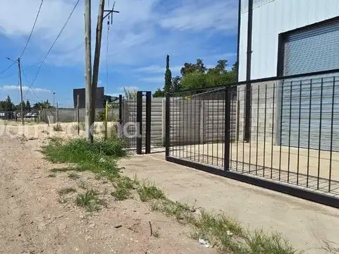 Galpon en Alquiler en Centro  - Moreno, USD 3.500