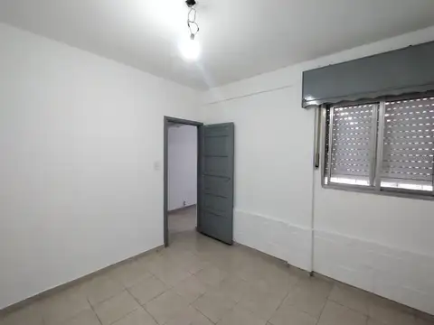 PH 3 ambientes con patio SIN EXPENSAS en Remedios de Escalada, Lanus!