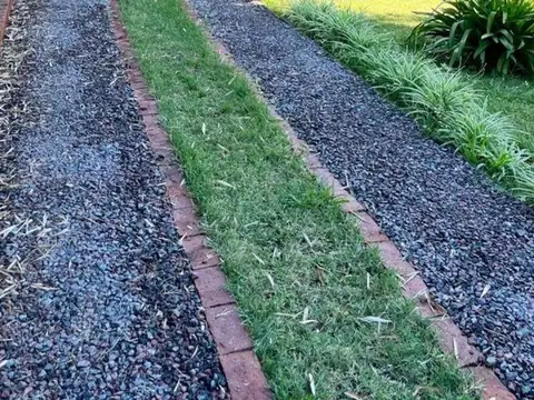 Venta casa Villa Luzuriaga 6 ambientes