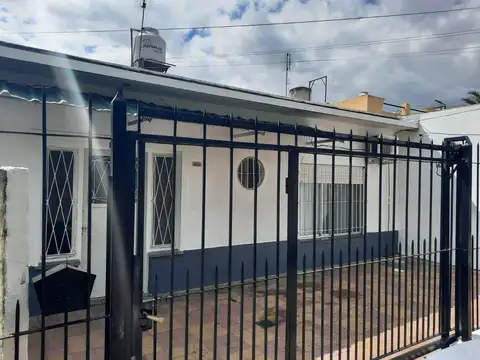 Depto Tipo Casa en Venta 37 años