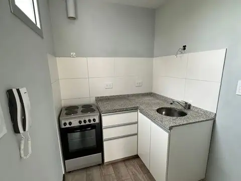 Hermoso monoambiente en la zona del bosque!