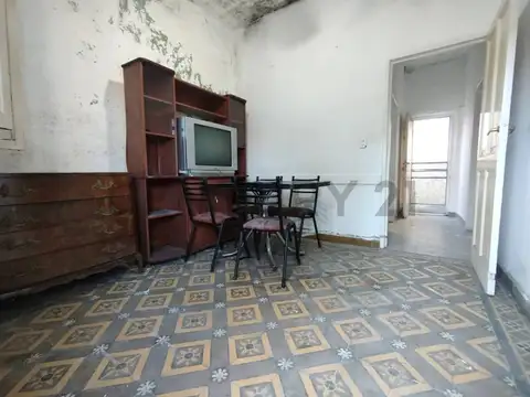 Balcarce 1100, Piso 0