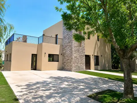 Casa en Venta en Haras Santa Maria, Countries y Barrios Cerrados en Escobar