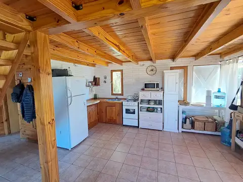 Casa 5 ambientes con 2 baños