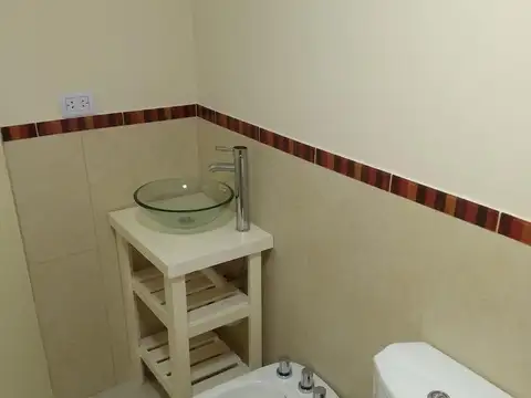 Depto Tipo Casa 2 ambientes con 1 baño