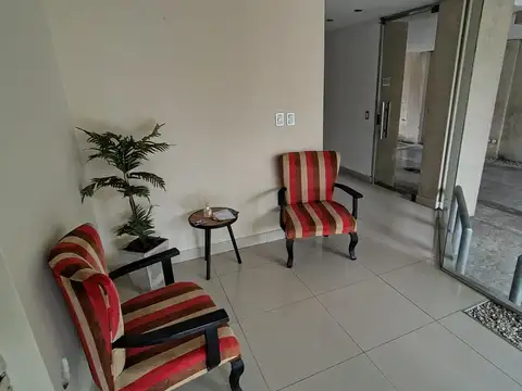Departamento en Alquiler con 1 cochera