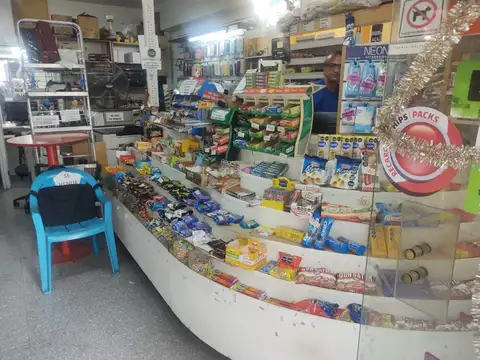 MAXIKIOSCO CYBER Y RAPARACIÓN DE COMPUTADORAS en PALERMO