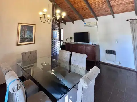 Casa en Venta en Mendoza, USD 180.000