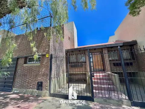 OPENHOUSE vende hermosa casa con piscina en la 6ta Sección