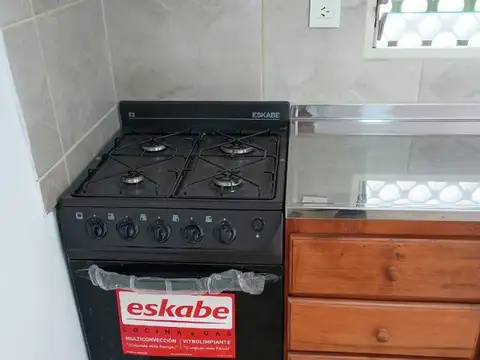 Depto Tipo Casa en Alquiler en Villa Ballester, $ 800.000