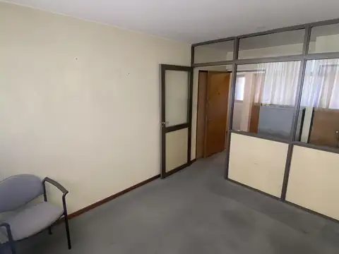 Oficina en Venta 50 años