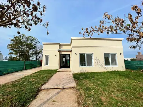 Casa en Venta en Pilar del Este - San Ramón, USD 190.000