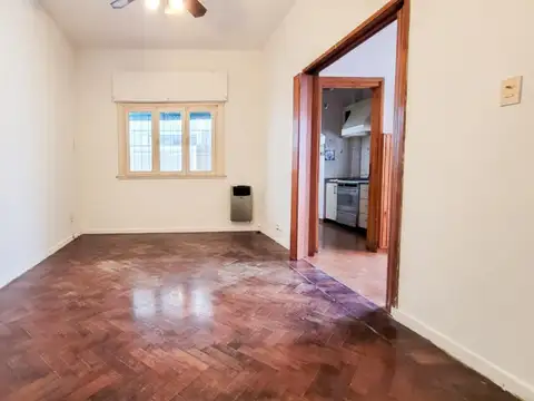 Depto Tipo Casa 3 ambientes con 1 baño