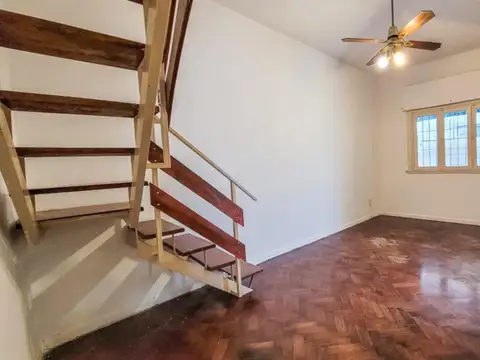 Depto Tipo Casa en Alquiler de 2 dormitorios