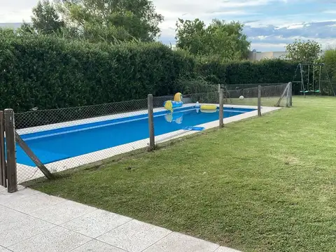 Casa en Alquiler de 3 dormitorios