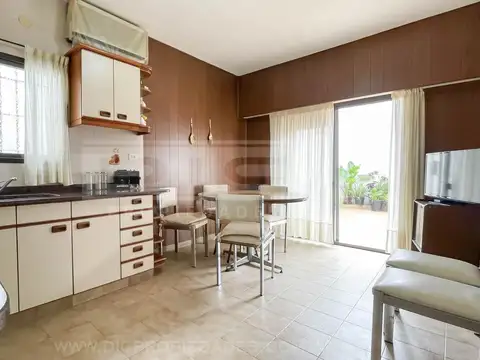 Depto Tipo Casa en Venta con 1 cocheras