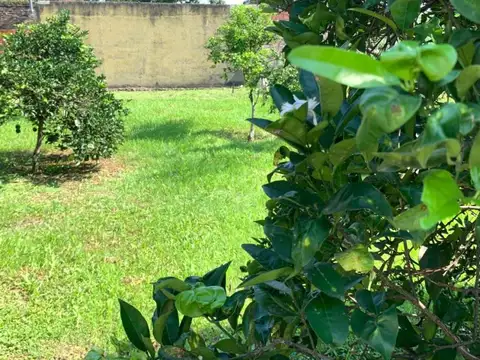 Casa 4 ambientes con 1 baño