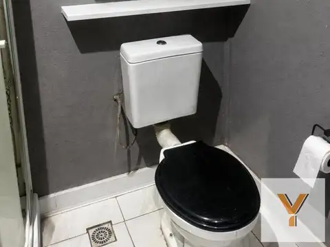 Casa en venta - 1 Dormitorio 2 Baños - Burzaco