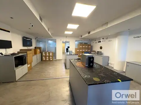 Oficina en Venta con 1 cochera